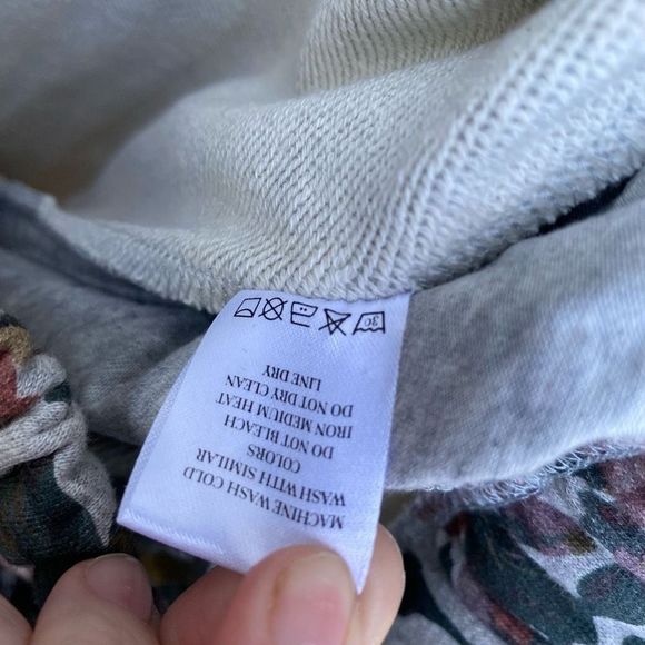 LOVERS + FRIENDS NWT TIE ANKLE SWEATPANT IN RED VICTORIAN FLORAL SZ Small, $178 - Picture 5 of 10